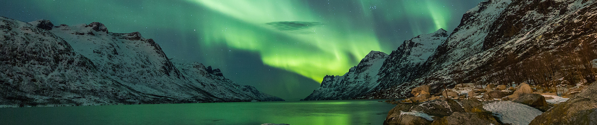 Peregrine-Adventures-iceland_northern-lights-aurora